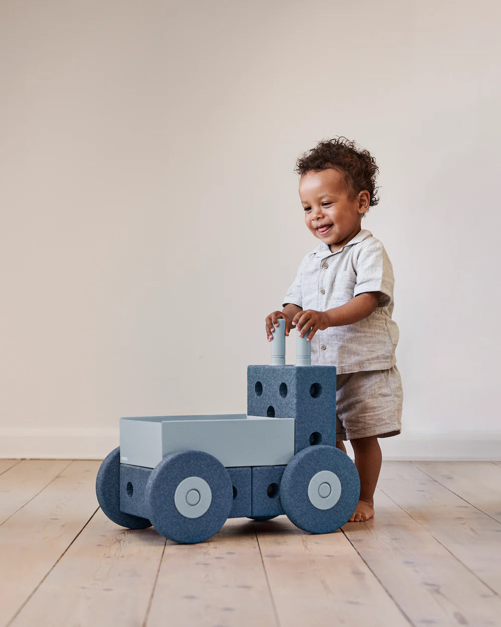 Little Explorer Walker